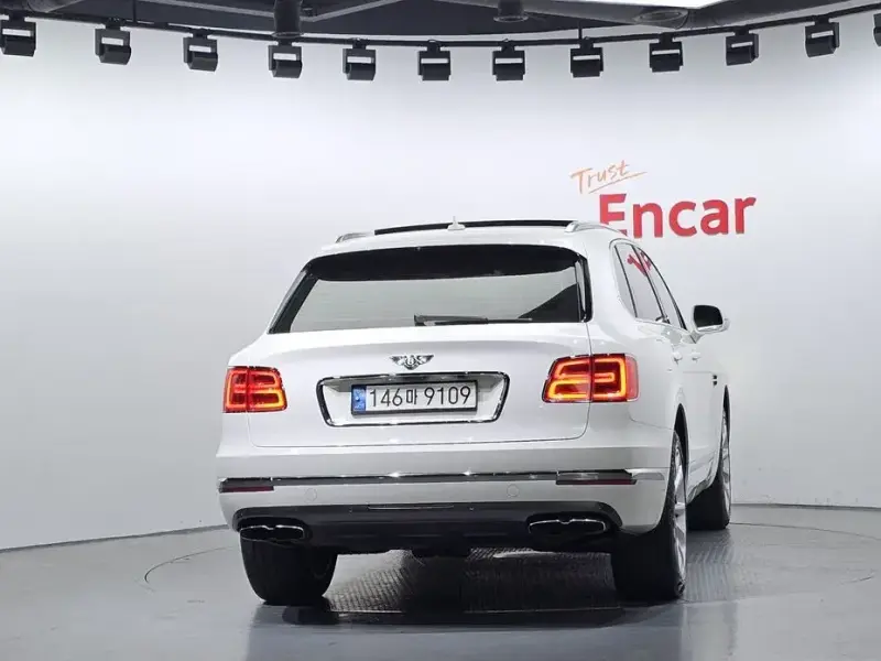 2019 Bentley Bentayga с пробегом 93 876 км