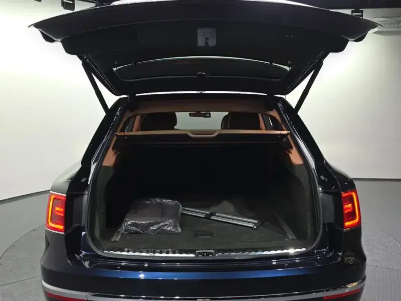 2017 Bentley Bentayga с пробегом 78 371 км