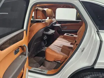 2019 Bentley Bentayga с пробегом 93 876 км