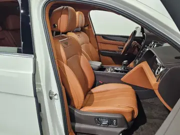 2019 Bentley Bentayga с пробегом 93 876 км