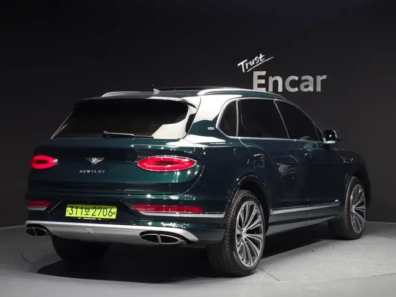2024 Bentley Bentayga с пробегом 47 921 км