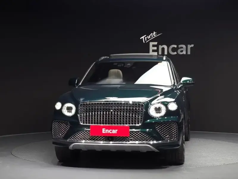 2024 Bentley Bentayga с пробегом 47 921 км