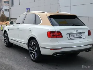 2017 Bentley Bentayga с пробегом 153 997 км