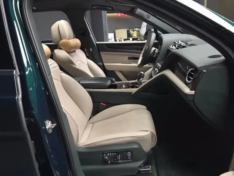 2024 Bentley Bentayga с пробегом 47 921 км