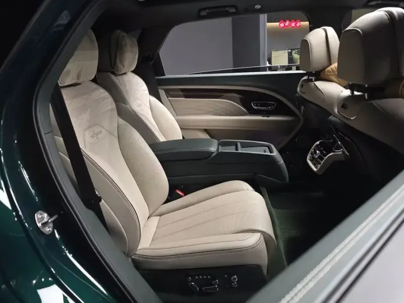 2024 Bentley Bentayga с пробегом 47 921 км