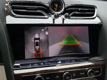 2024 Bentley Bentayga с пробегом 47 921 км