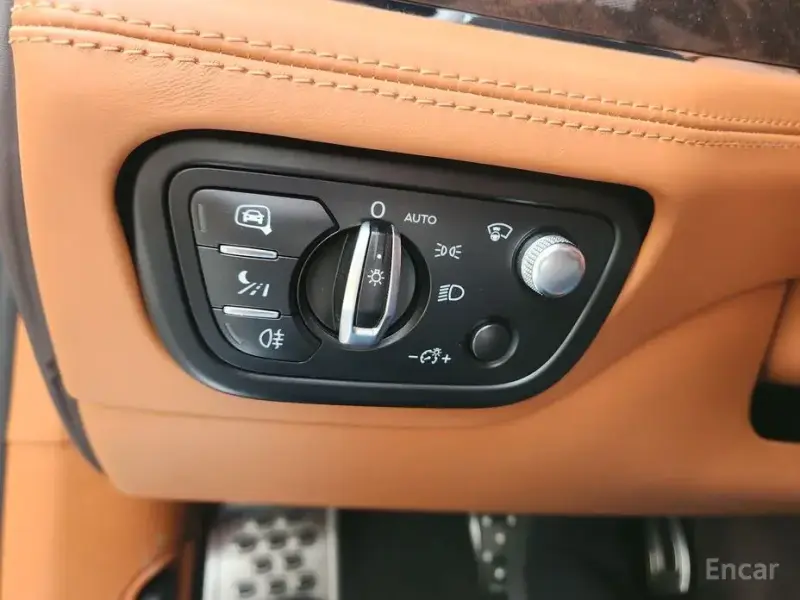 2017 Bentley Bentayga с пробегом 153 997 км