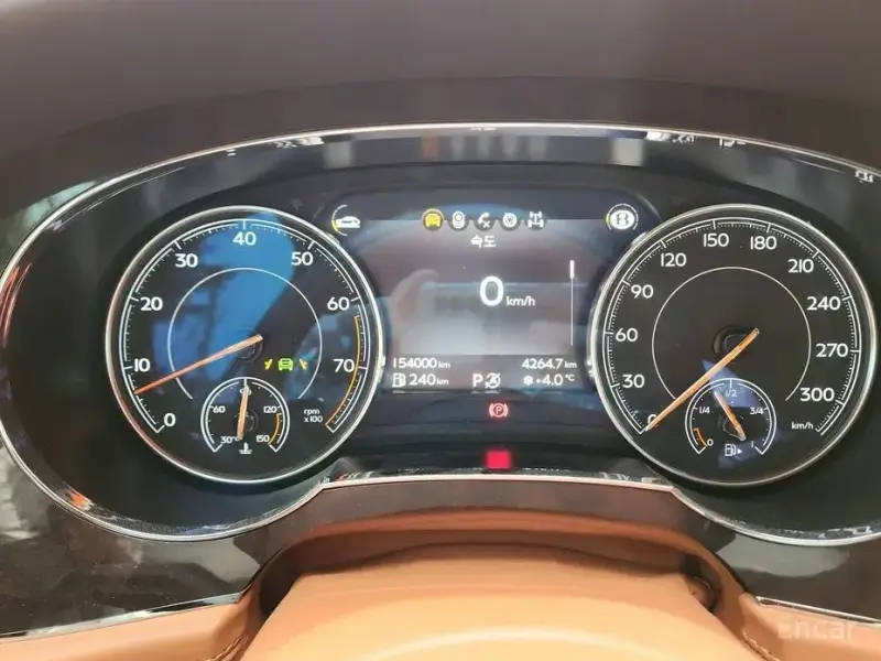 2017 Bentley Bentayga с пробегом 153 997 км