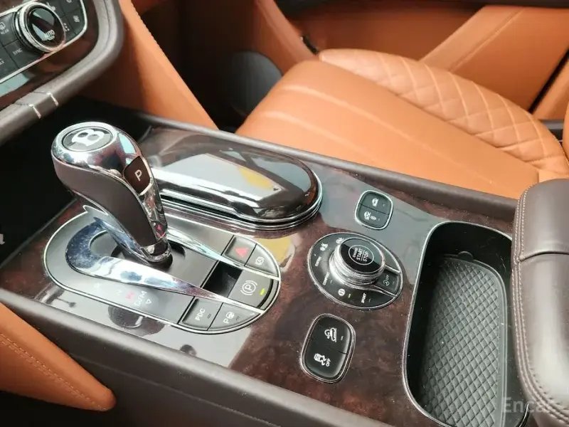 2017 Bentley Bentayga с пробегом 153 997 км