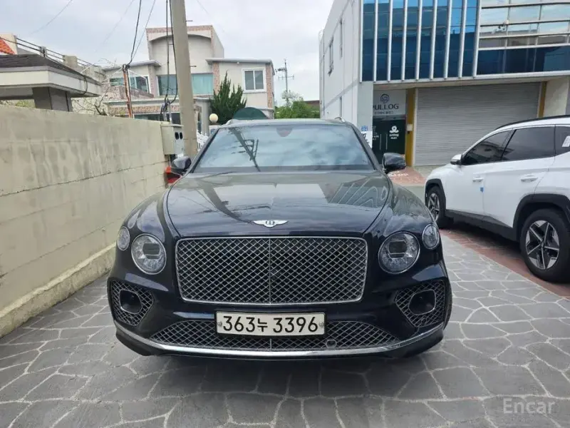 2022 Bentley Bentayga с пробегом 58 530 км
