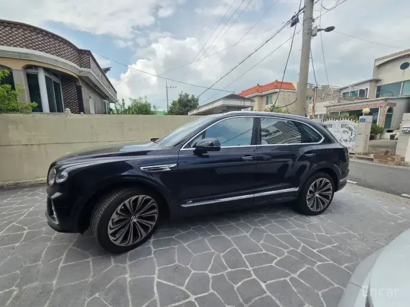 2022 Bentley Bentayga с пробегом 58 530 км