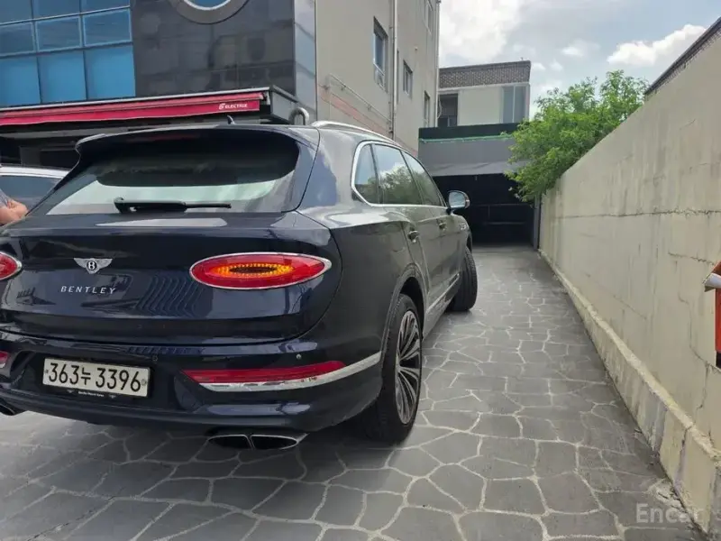 2022 Bentley Bentayga с пробегом 58 530 км
