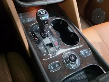2021 Bentley Bentayga с пробегом 85 237 км