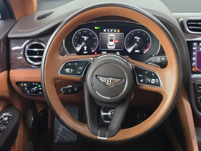 2021 Bentley Bentayga с пробегом 85 237 км
