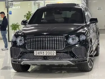 2024 Bentley Bentayga с пробегом 8 900 км