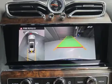 2025 Bentley Bentayga с пробегом 9 796 км