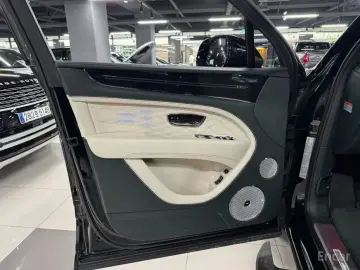 2024 Bentley Bentayga с пробегом 8 900 км