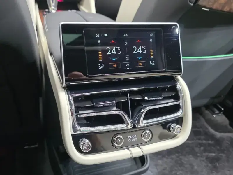 2025 Bentley Bentayga с пробегом 9 796 км