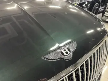 2024 Bentley Bentayga с пробегом 8 900 км