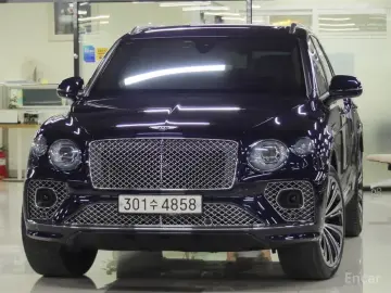 2021 Bentley Bentayga с пробегом 28 400 км