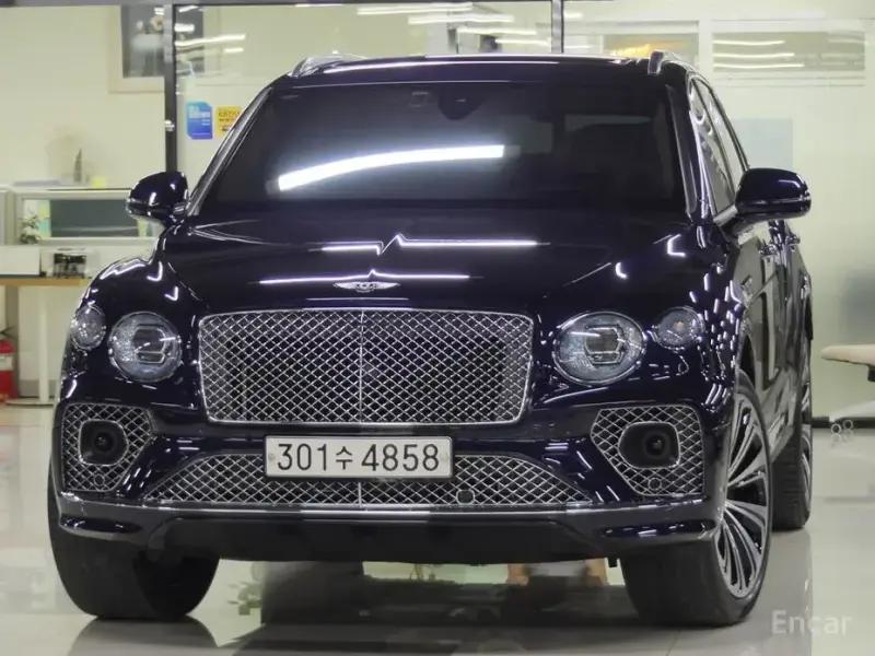 2021 Bentley Bentayga с пробегом 28 400 км