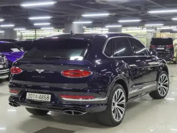 2021 Bentley Bentayga с пробегом 28 400 км