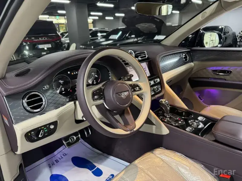 2021 Bentley Bentayga с пробегом 28 400 км