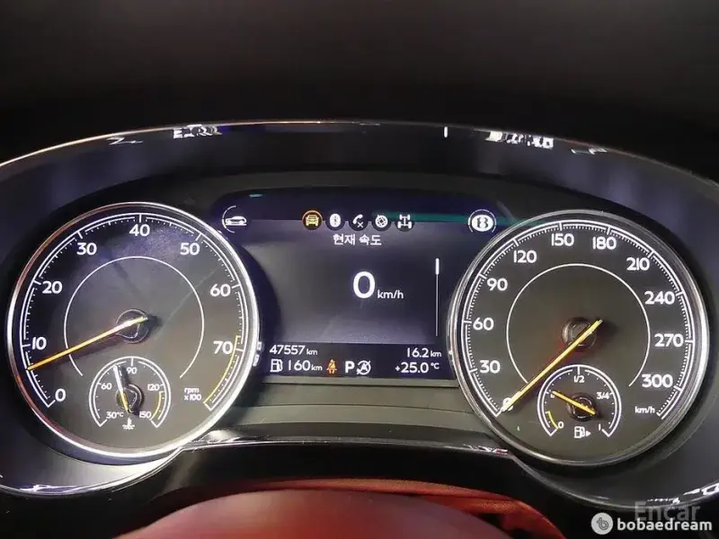 2020 Bentley Bentayga с пробегом 47 525 км