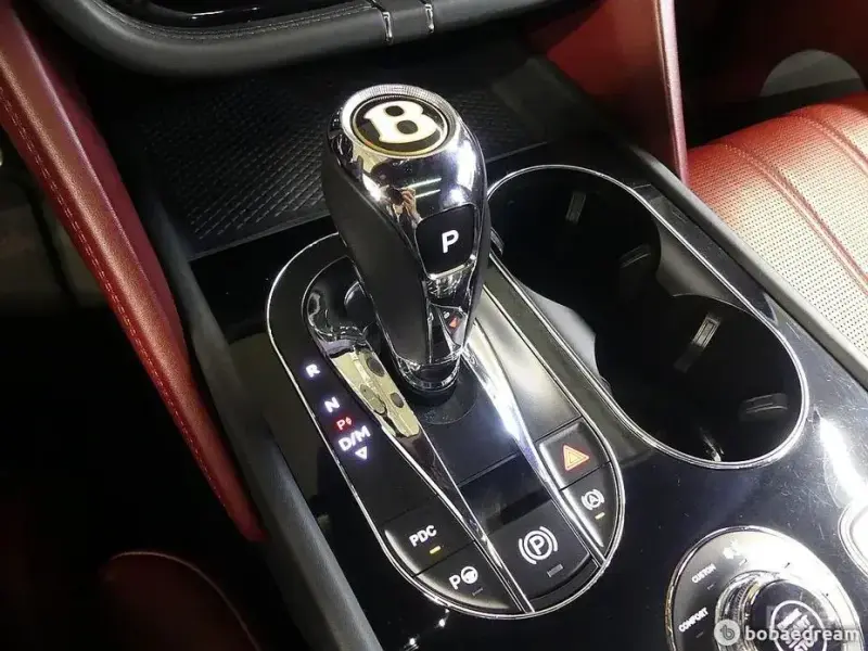 2020 Bentley Bentayga с пробегом 47 525 км