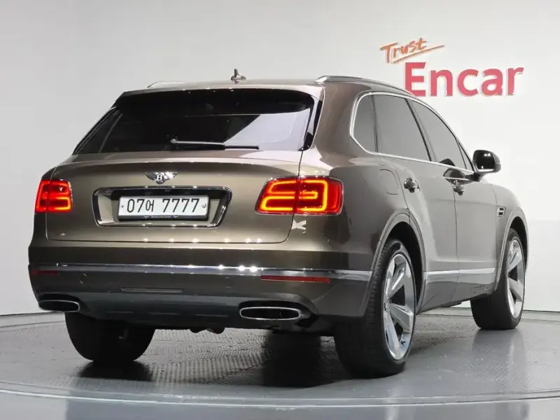 2017 Bentley Bentayga с пробегом 18 966 км