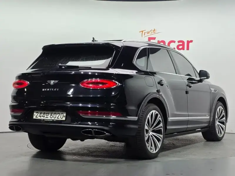 2023 Bentley Bentayga с пробегом 40 852 км