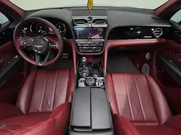 2023 Bentley Bentayga с пробегом 40 852 км