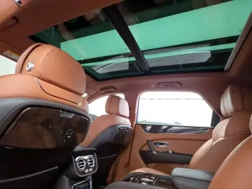 2017 Bentley Bentayga с пробегом 18 966 км