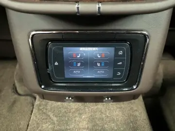 2017 Bentley Bentayga с пробегом 18 966 км