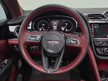 2023 Bentley Bentayga с пробегом 40 852 км