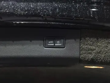 2023 Bentley Bentayga с пробегом 40 852 км