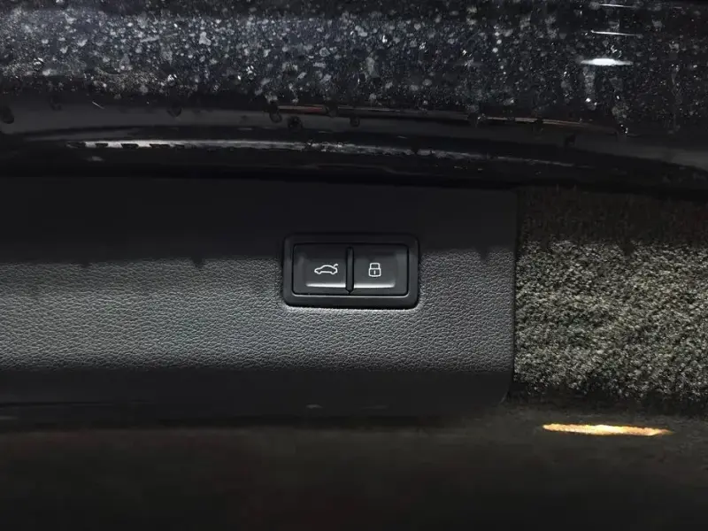 2023 Bentley Bentayga с пробегом 40 852 км