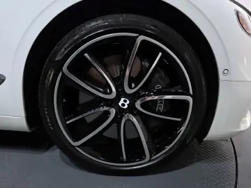 2023 Bentley Continental GT с пробегом 38 306 км