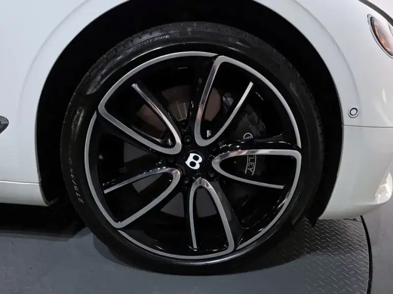 2023 Bentley Continental GT с пробегом 38 306 км