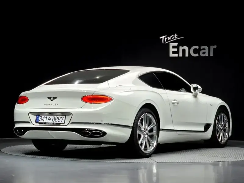 2023 Bentley Continental GT с пробегом 19 552 км