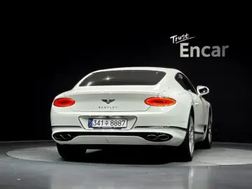 2023 Bentley Continental GT с пробегом 19 552 км