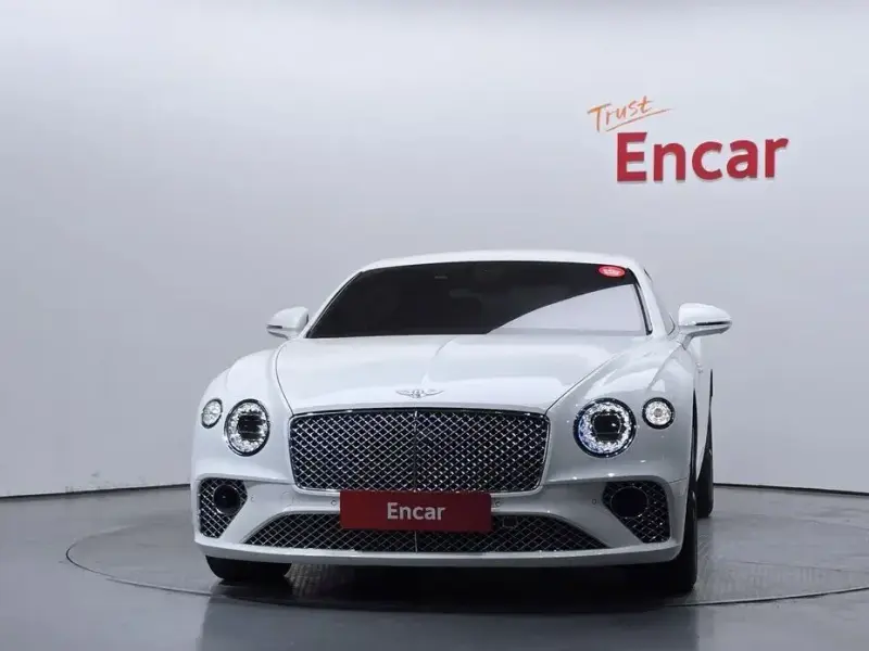 2022 Bentley Continental GT с пробегом 12 658 км