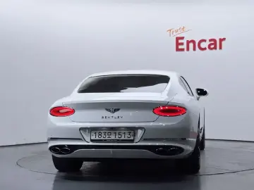 2022 Bentley Continental GT с пробегом 12 658 км
