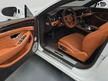 2022 Bentley Continental GT с пробегом 12 658 км
