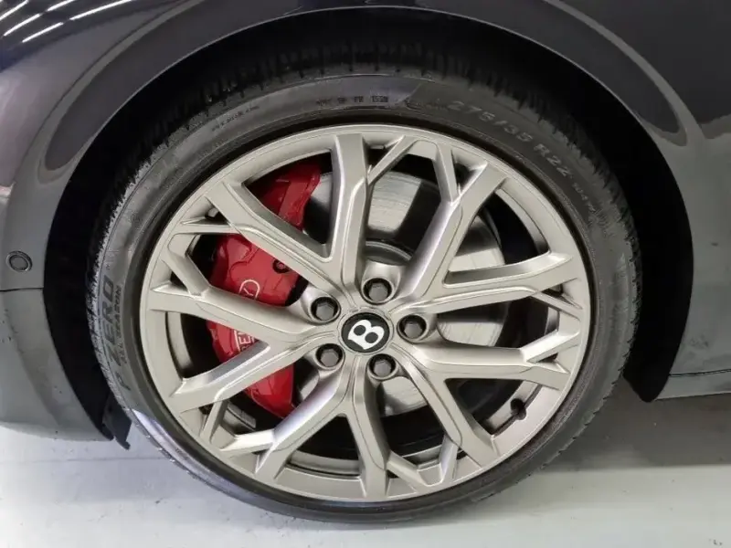 2023 Bentley Continental GT с пробегом 9 021 км