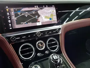 2023 Bentley Continental GT с пробегом 9 021 км