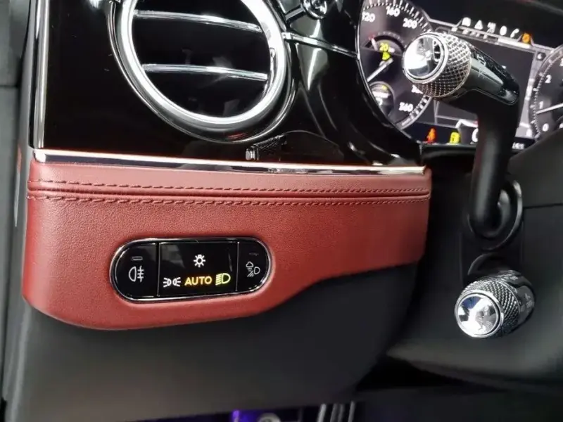 2023 Bentley Continental GT с пробегом 9 021 км