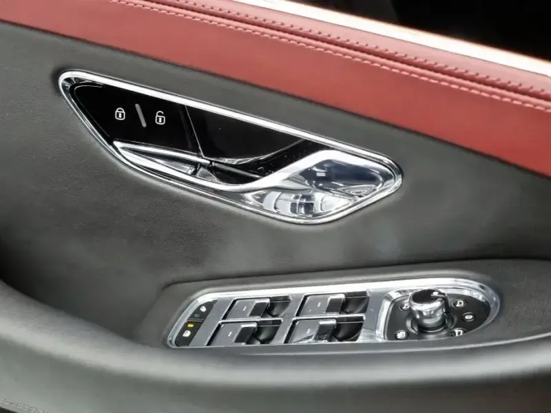 2023 Bentley Continental GT с пробегом 9 021 км