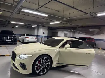 2025 Bentley Continental GT с пробегом 4 800 км