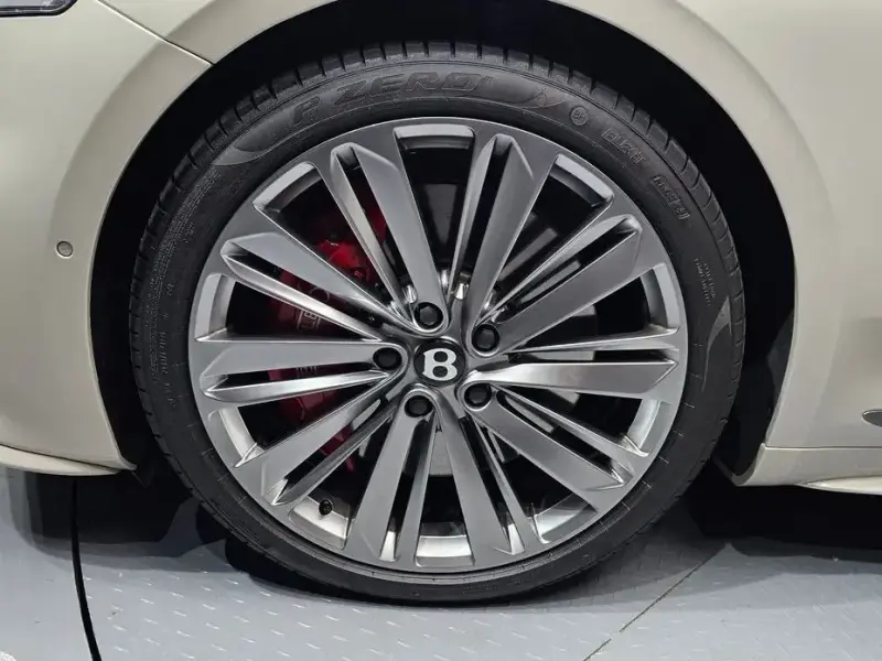 2025 Bentley Continental GT с пробегом 2 931 км